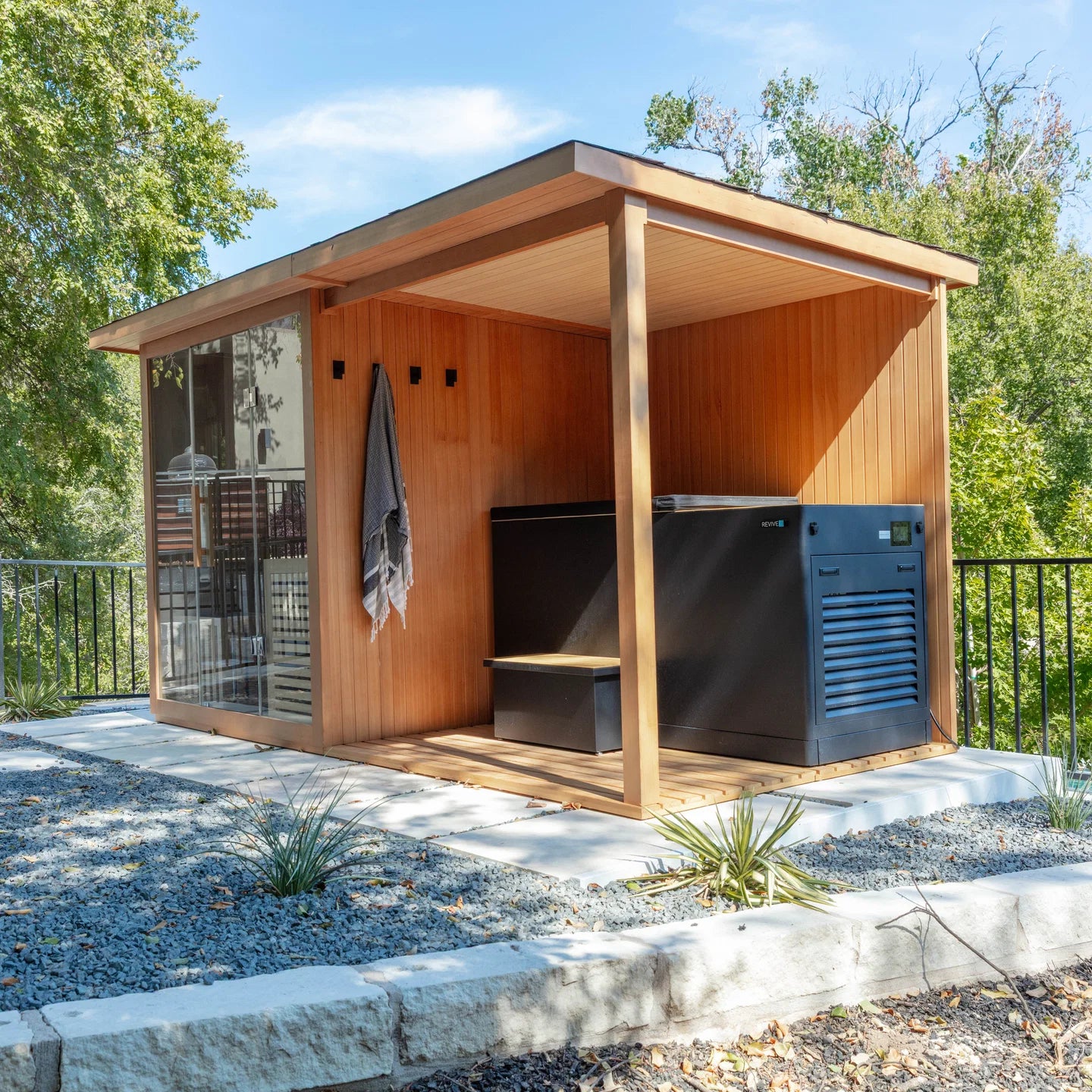 Revive 4-Person Traditional Sauna